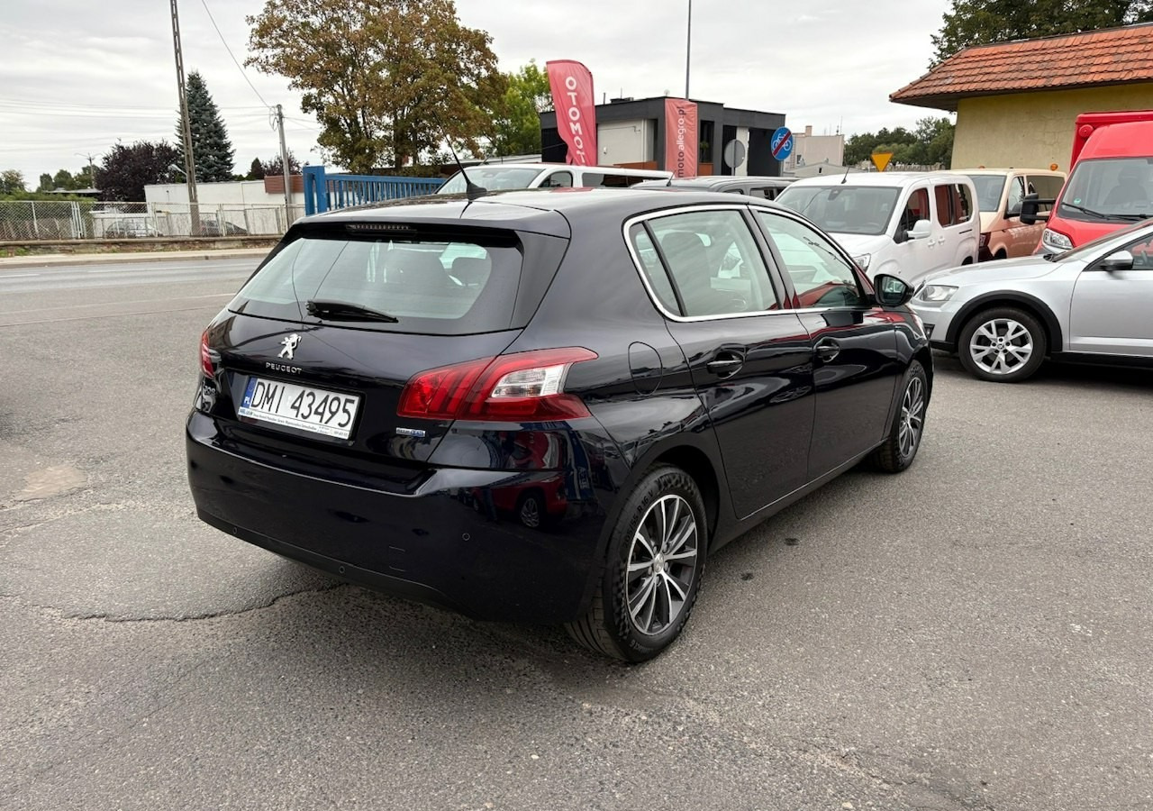 Peugeot 308 II Peugeot 308 HB 1.6HDI 85tkm FullLed Navi Klima 2016 - Hatchback: bilde 4 Peugeot 308 II Peugeot 308 HB 1.6HDI 85tkm FullLed Navi Klima 2016 - Hatchback: bilde 4