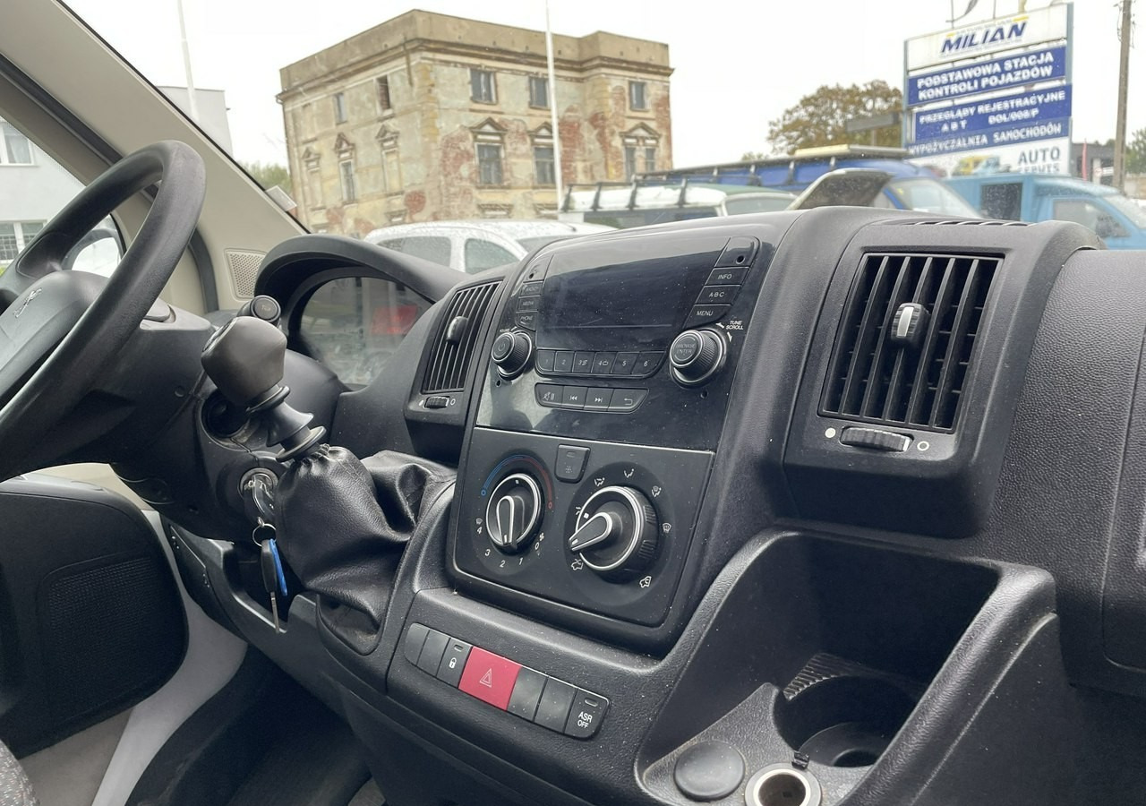 Peugeot Boxer Peugeot Boxer 2.0-130KM klima dokka Brygadówka doka 122tkm 2018 - Varebil med plan, Varebil med dobbelt førerhus: bilde 5 Peugeot Boxer Peugeot Boxer 2.0-130KM klima dokka Brygadówka doka 122tkm 2018 - Varebil med plan, Varebil med dobbelt førerhus: bilde 5