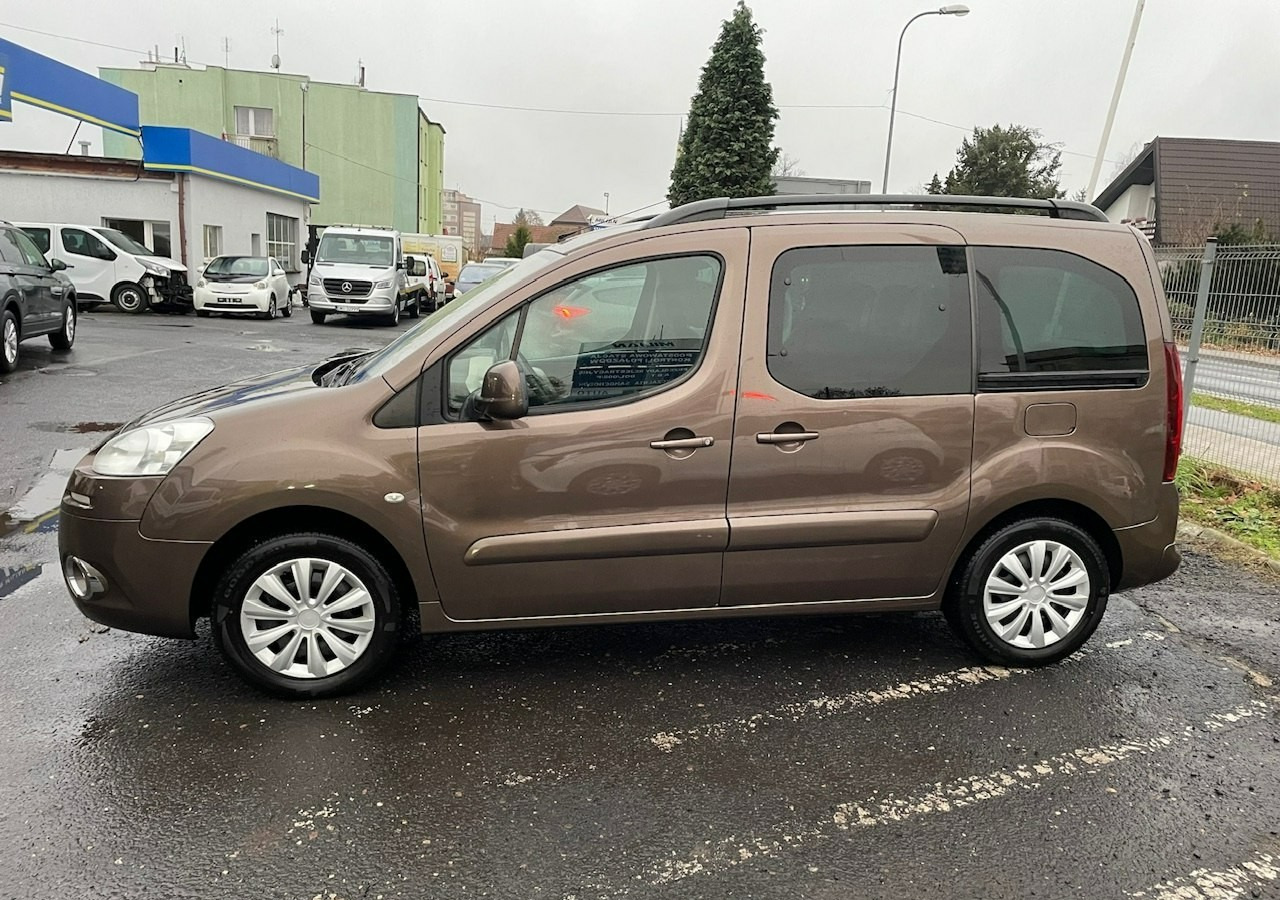 Peugeot Partner II Peugeot Partner Tepee 1.6 VTi 120KM Family Model 2013 - Stasjonsvogn: bilde 2 Peugeot Partner II Peugeot Partner Tepee 1.6 VTi 120KM Family Model 2013 - Stasjonsvogn: bilde 2