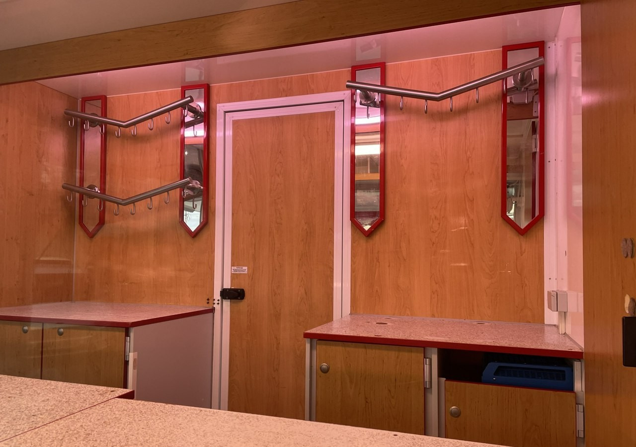 Renault Master Autosklep Wędli Gastronomiczny Food Truck Foodtruck sklep W-zasil 20 - Matbil: bilde 4 Renault Master Autosklep Wędli Gastronomiczny Food Truck Foodtruck sklep W-zasil 20 - Matbil: bilde 4