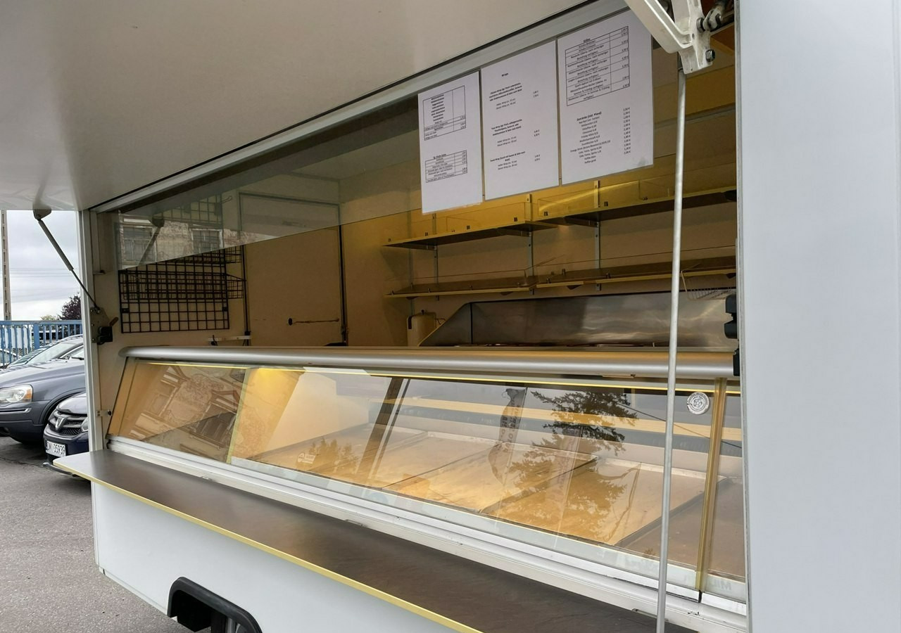 Renault Master Autosklep Wędli-pie Gastronomiczny Food Truck Foodtruck Sklep bar 20 - Matbil: bilde 2 Renault Master Autosklep Wędli-pie Gastronomiczny Food Truck Foodtruck Sklep bar 20 - Matbil: bilde 2