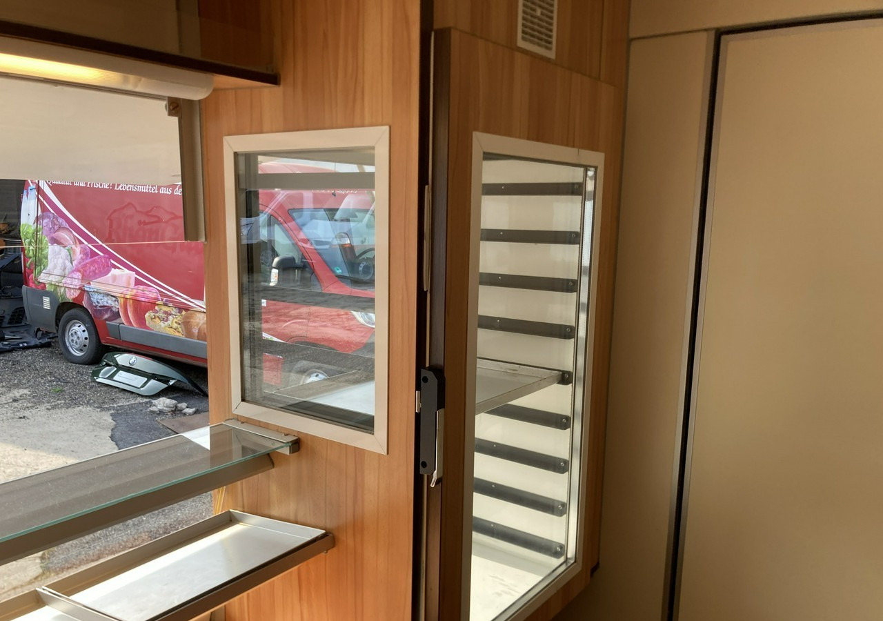 Matbil Renault Master Autosklep pieczywa Gastronomiczny Food Truck Foodtruck sklep BORCO20: bilde 12 Matbil Renault Master Autosklep pieczywa Gastronomiczny Food Truck Foodtruck sklep BORCO20: bilde 12