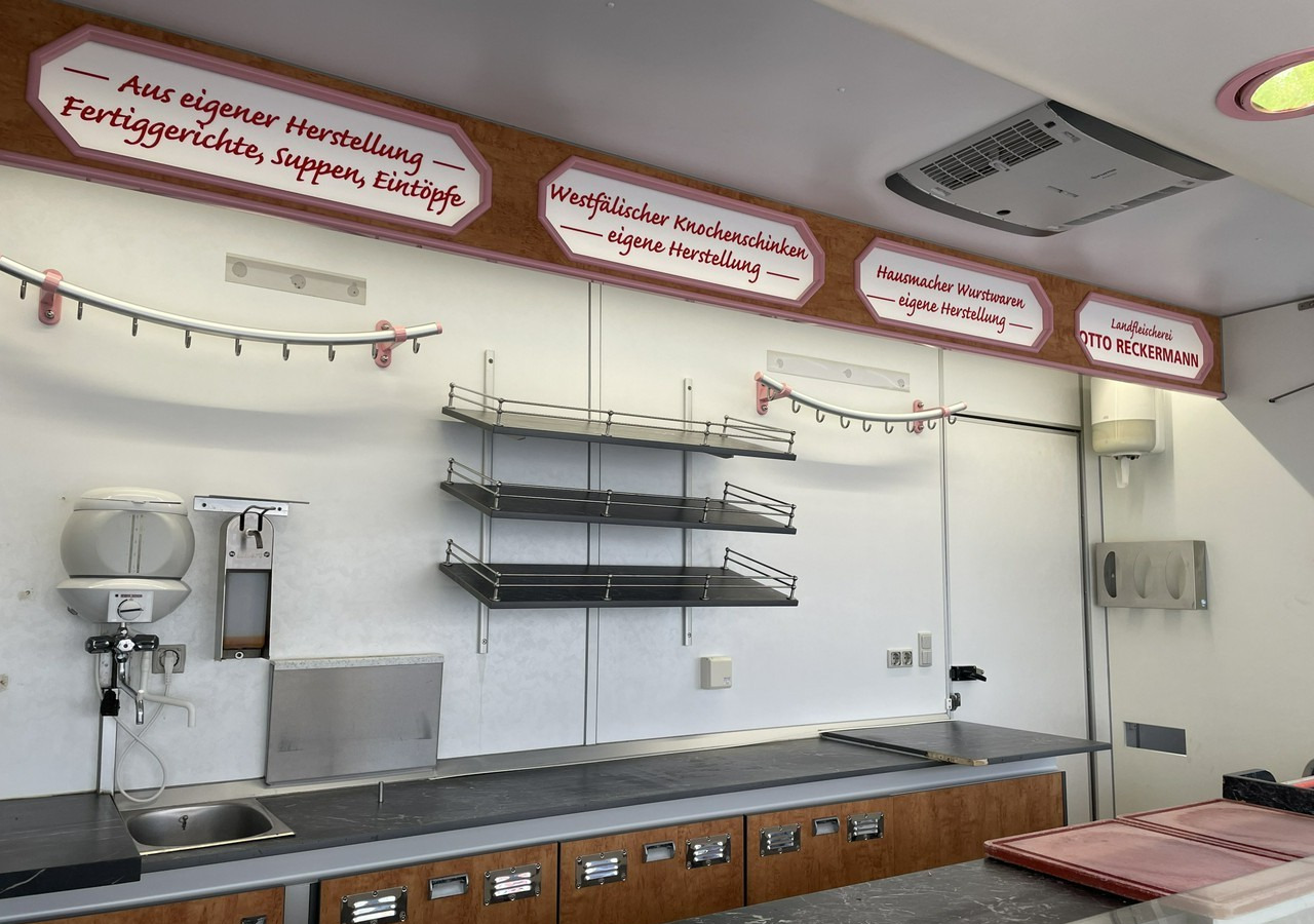 Renault Master Autosklep wędlin Gastronomiczny Food Truck Foodtruck Sklep BORCO 20 - Matbil: bilde 5 Renault Master Autosklep wędlin Gastronomiczny Food Truck Foodtruck Sklep BORCO 20 - Matbil: bilde 5