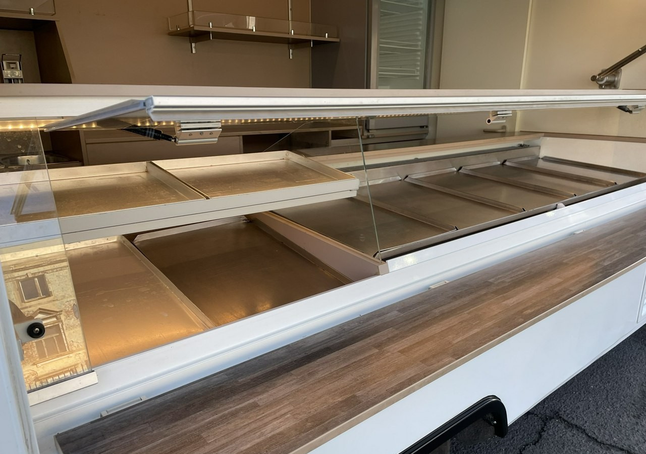 Matbil Renault Master Autosklep wędlin Gastronomiczny Food Truck Foodtruck Sklep Borco 201: bilde 7 Matbil Renault Master Autosklep wędlin Gastronomiczny Food Truck Foodtruck Sklep Borco 201: bilde 7