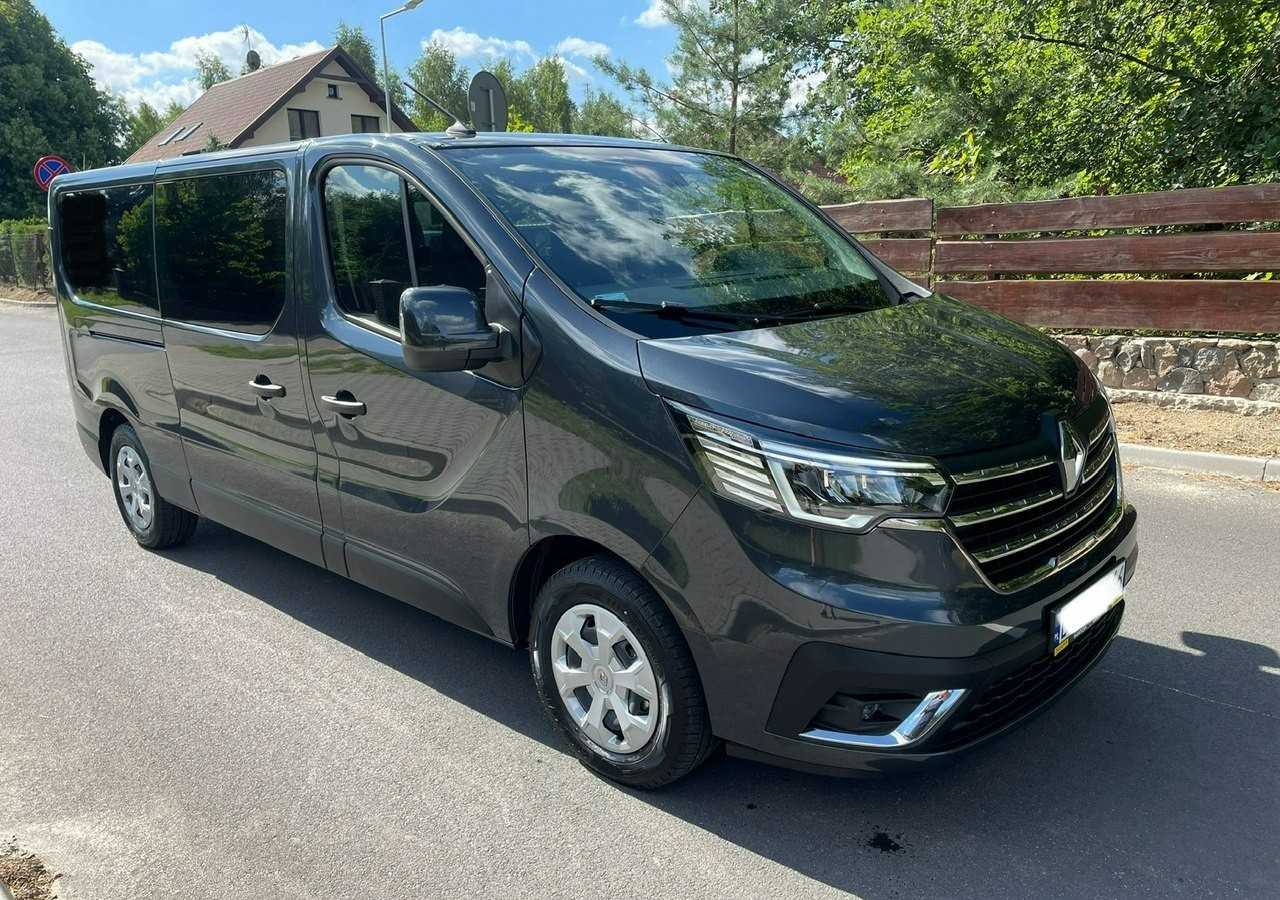 Renault Trafic III 2.0dci 150KM 9-osobowy do przewozu niepełnosprawnych RAMPA 2022 PFRO - Personenbil: bilde 1 Renault Trafic III 2.0dci 150KM 9-osobowy do przewozu niepełnosprawnych RAMPA 2022 PFRO - Personenbil: bilde 1