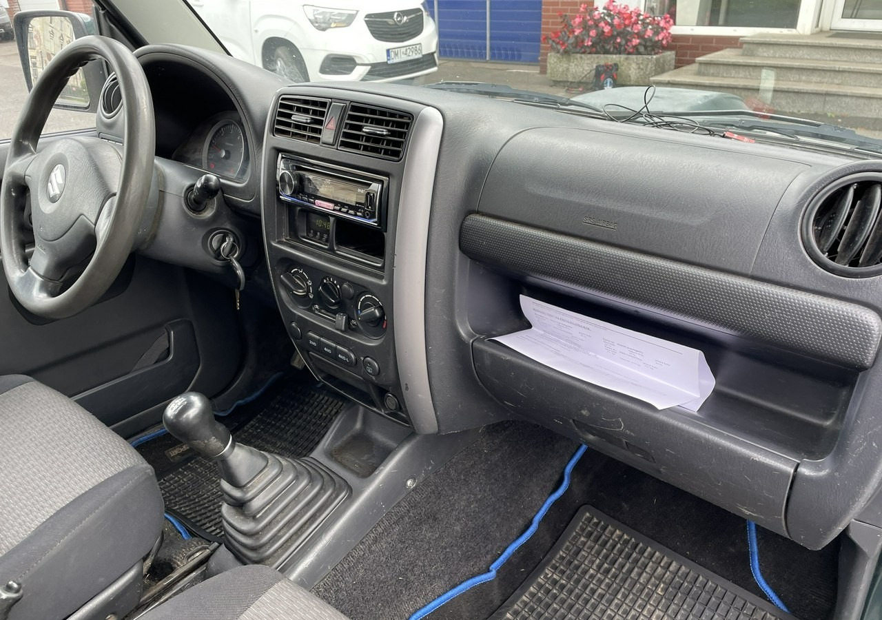 Suzuki Jimny Suzuki Jimny 1.5 Diesel 4X4 - SUV: bilde 5 Suzuki Jimny Suzuki Jimny 1.5 Diesel 4X4 - SUV: bilde 5