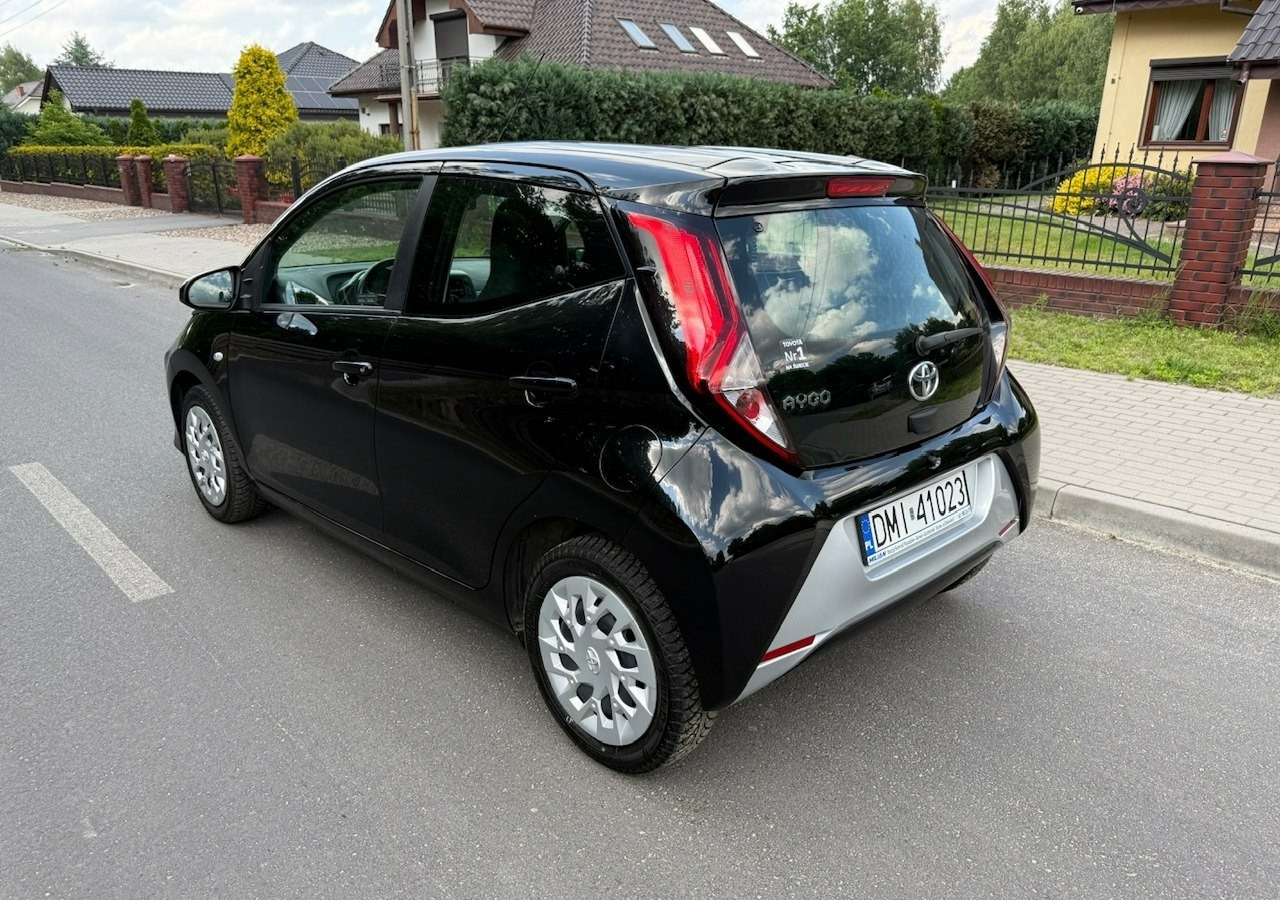 Toyota Aygo II Toyota Aygo 1.0-16V Klima Salon PL 24651km Model 2021 - Hatchback: bilde 3 Toyota Aygo II Toyota Aygo 1.0-16V Klima Salon PL 24651km Model 2021 - Hatchback: bilde 3