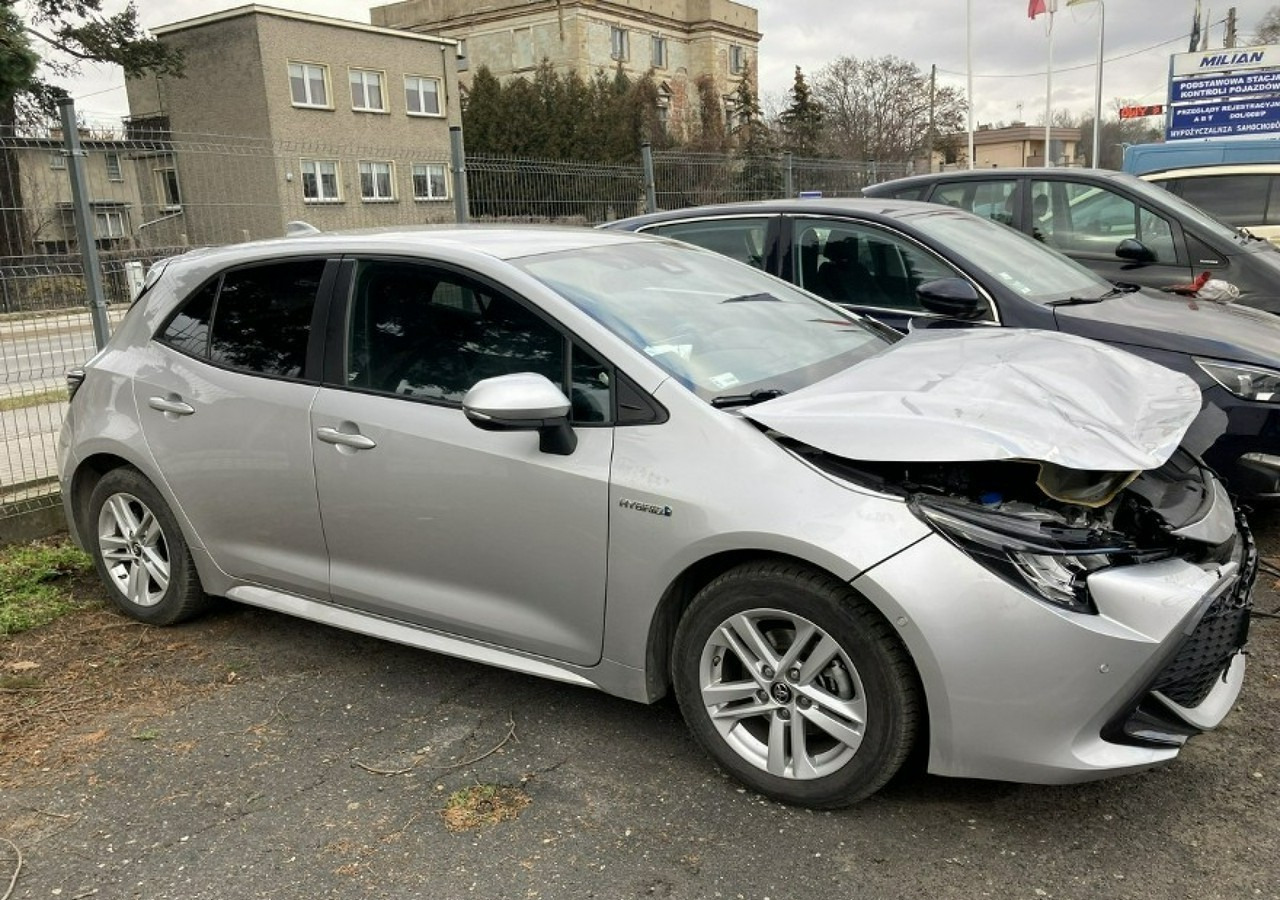 Toyota Corolla XII Corolla 1.8 Hybrid 102KM Comfort Salon PL 2020 - Hatchback: bilde 3 Toyota Corolla XII Corolla 1.8 Hybrid 102KM Comfort Salon PL 2020 - Hatchback: bilde 3