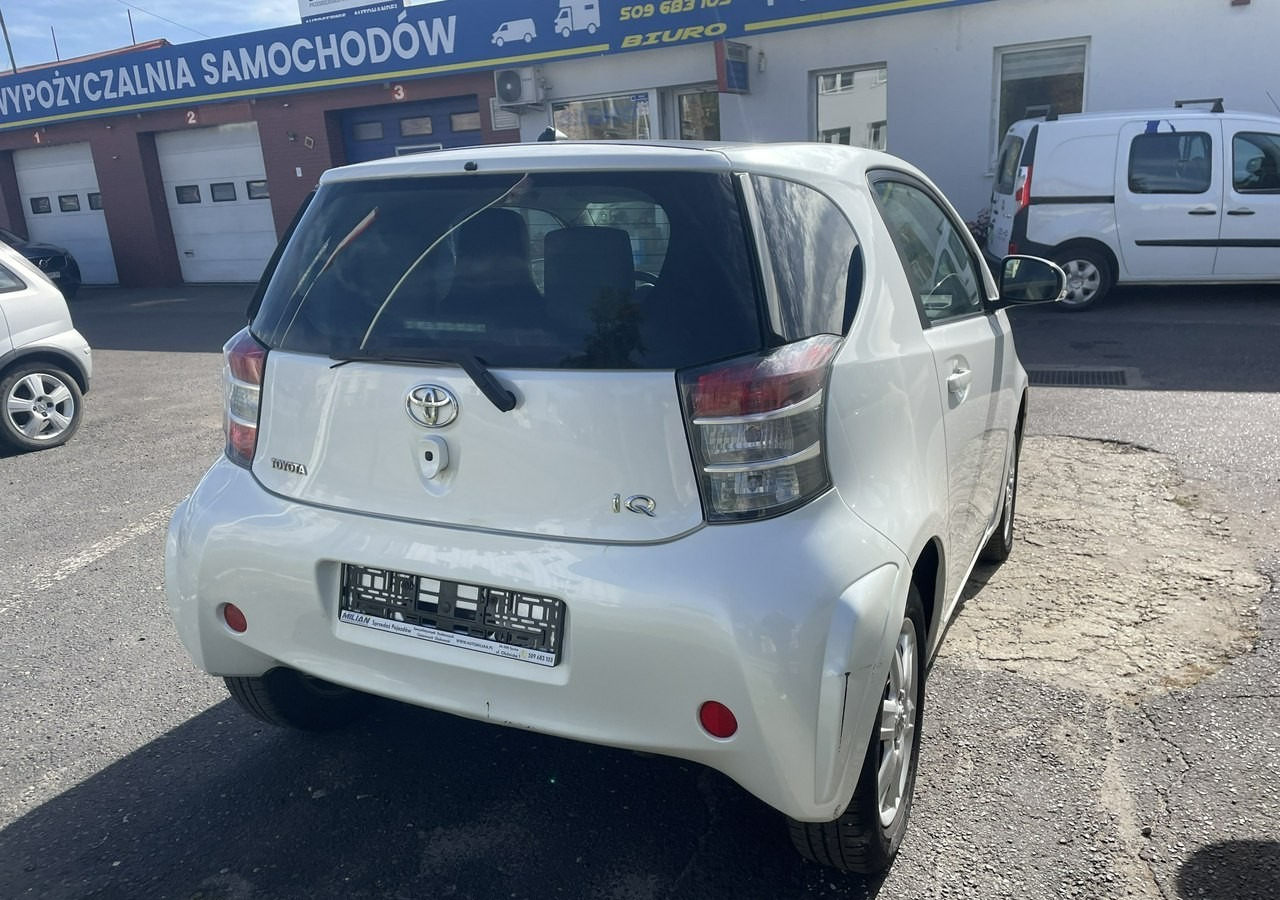 Toyota IQ Toyota iQ Klima - Hatchback: bilde 3 Toyota IQ Toyota iQ Klima - Hatchback: bilde 3