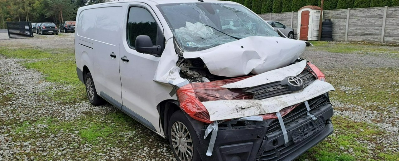 Toyota Proace Toyota Proace Maxi Klima chlodnia izoterma 2020 Salon PL - Kjølebil: bilde 4 Toyota Proace Toyota Proace Maxi Klima chlodnia izoterma 2020 Salon PL - Kjølebil: bilde 4