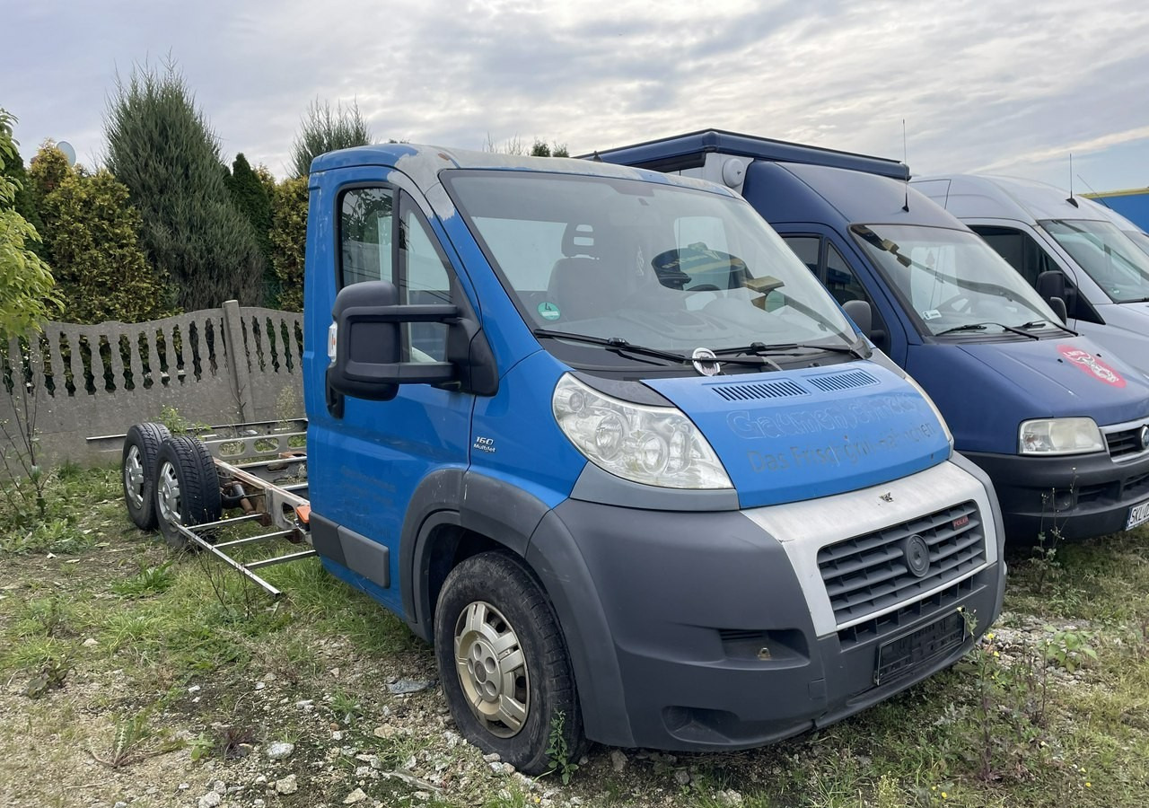 Fiat Ducato Ducato 3.0-160KM Rama pod zabudowę 2009 - Varebil: bilde 2 Fiat Ducato Ducato 3.0-160KM Rama pod zabudowę 2009 - Varebil: bilde 2