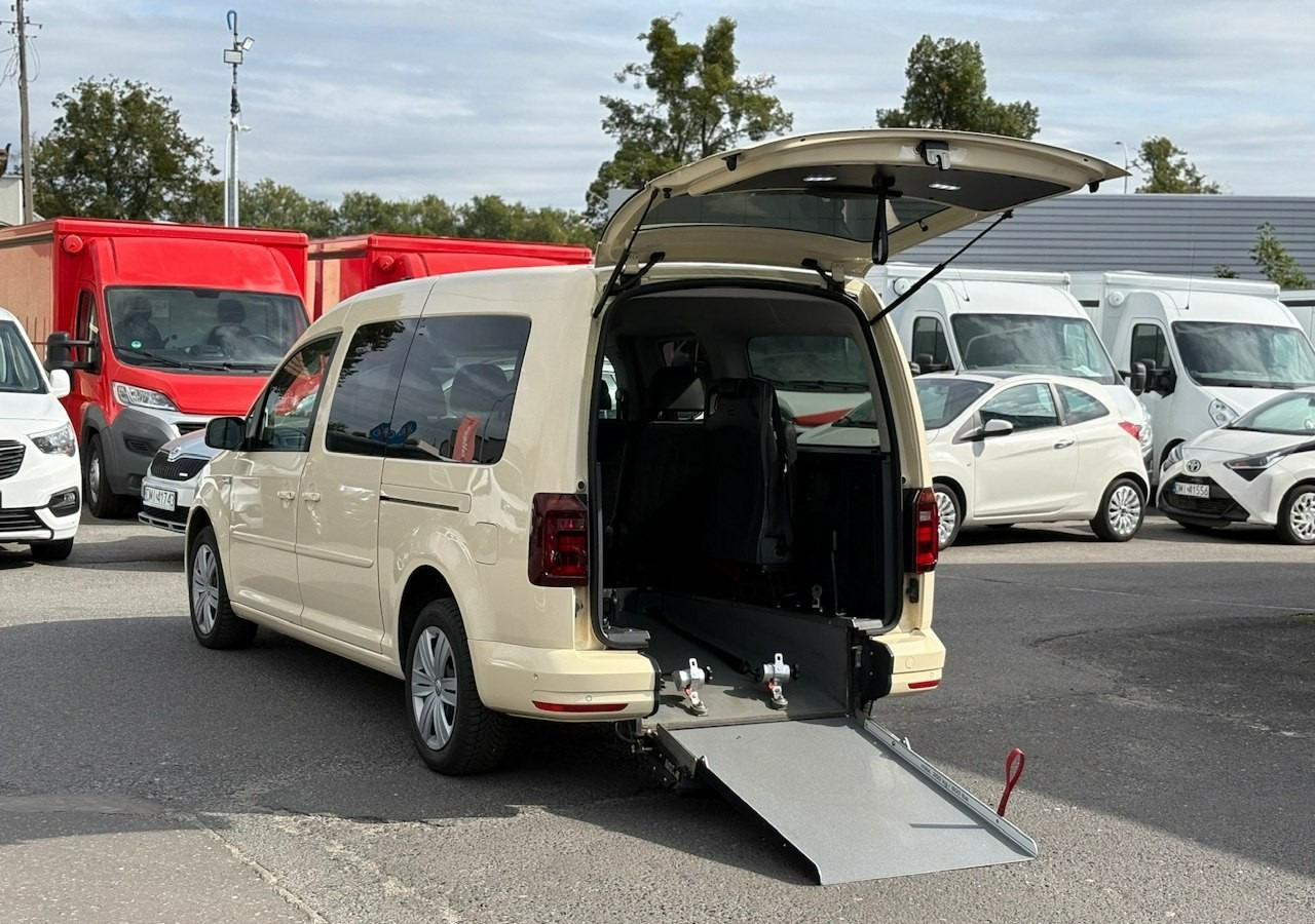 Volkswagen Caddy III Caddy 2.0-150 Niepełnosprawnych inwalida rampa Bogate wyposażeniePFR - Stasjonsvogn: bilde 1 Volkswagen Caddy III Caddy 2.0-150 Niepełnosprawnych inwalida rampa Bogate wyposażeniePFR - Stasjonsvogn: bilde 1