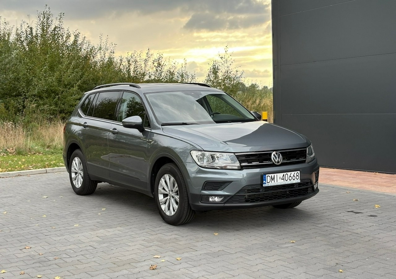 Volkswagen Tiguan II 1,4TSI 150KM 65tyśkm 7osobowy Comfort Tempomat ACC Klima Alu 2018 - SUV: bilde 1 Volkswagen Tiguan II 1,4TSI 150KM 65tyśkm 7osobowy Comfort Tempomat ACC Klima Alu 2018 - SUV: bilde 1