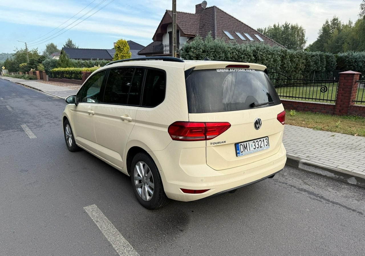 Volkswagen Touran III 2.0 TDI DSG 120 KM Automat 7osobowy Klima Skóra Full Serwis 2020 - Stasjonsvogn: bilde 4 Volkswagen Touran III 2.0 TDI DSG 120 KM Automat 7osobowy Klima Skóra Full Serwis 2020 - Stasjonsvogn: bilde 4
