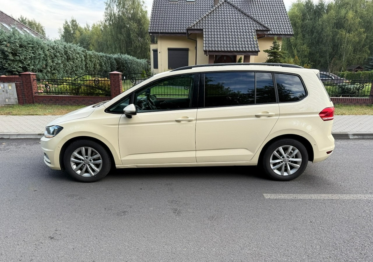 Volkswagen Touran III 2.0 TDI DSG 120 KM Automat 7osobowy Klima Skóra Full Serwis 2020 - Stasjonsvogn: bilde 5 Volkswagen Touran III 2.0 TDI DSG 120 KM Automat 7osobowy Klima Skóra Full Serwis 2020 - Stasjonsvogn: bilde 5