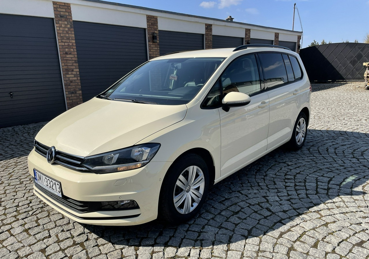 Volkswagen Touran III 2.0 TDI DSG Automat 7osobowy 2020 - Personenbil: bilde 1 Volkswagen Touran III 2.0 TDI DSG Automat 7osobowy 2020 - Personenbil: bilde 1