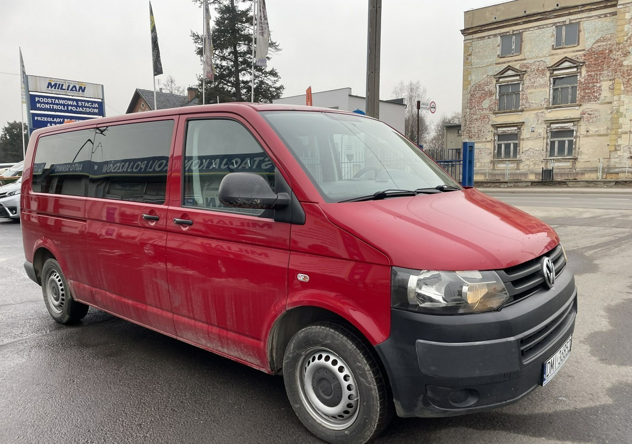 Volkswagen Transporter T5 Transporter T5 Lift 2.0 Tdi 9-osob Klima 2011 - Personenbil: bilde 2 Volkswagen Transporter T5 Transporter T5 Lift 2.0 Tdi 9-osob Klima 2011 - Personenbil: bilde 2