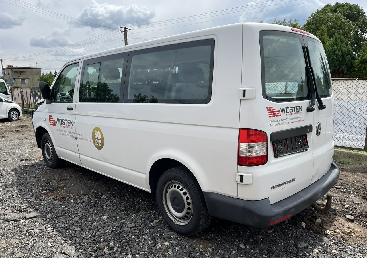Volkswagen Transporter T5 Volkswagen Transporter Long 2.0-140KM 9-osobowy Model 2015 - Personenbil: bilde 4 Volkswagen Transporter T5 Volkswagen Transporter Long 2.0-140KM 9-osobowy Model 2015 - Personenbil: bilde 4