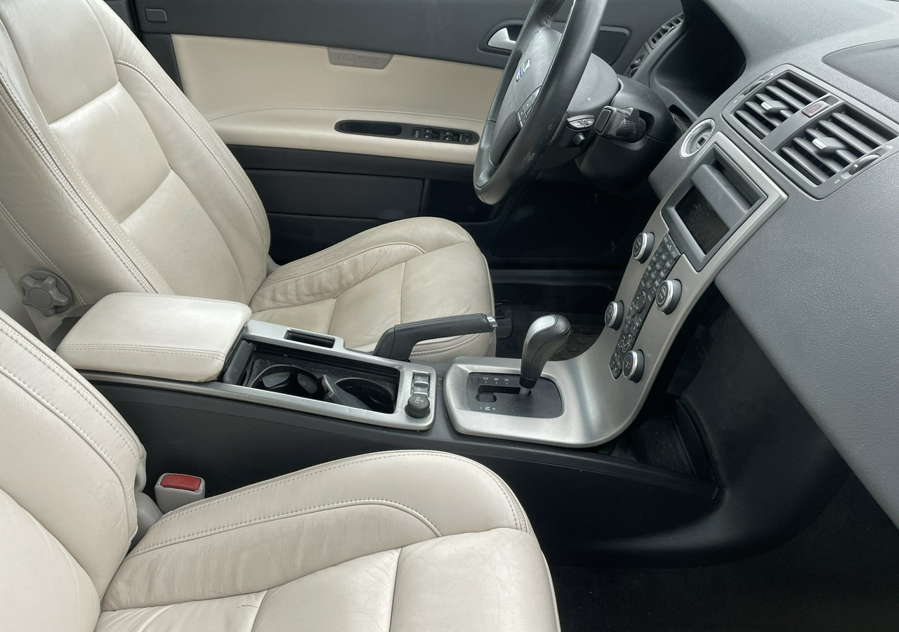 Volvo C70 II Volvo C70 2.0-136KM Cabrio Kabriolet 2010 - Personenbil: bilde 4 Volvo C70 II Volvo C70 2.0-136KM Cabrio Kabriolet 2010 - Personenbil: bilde 4