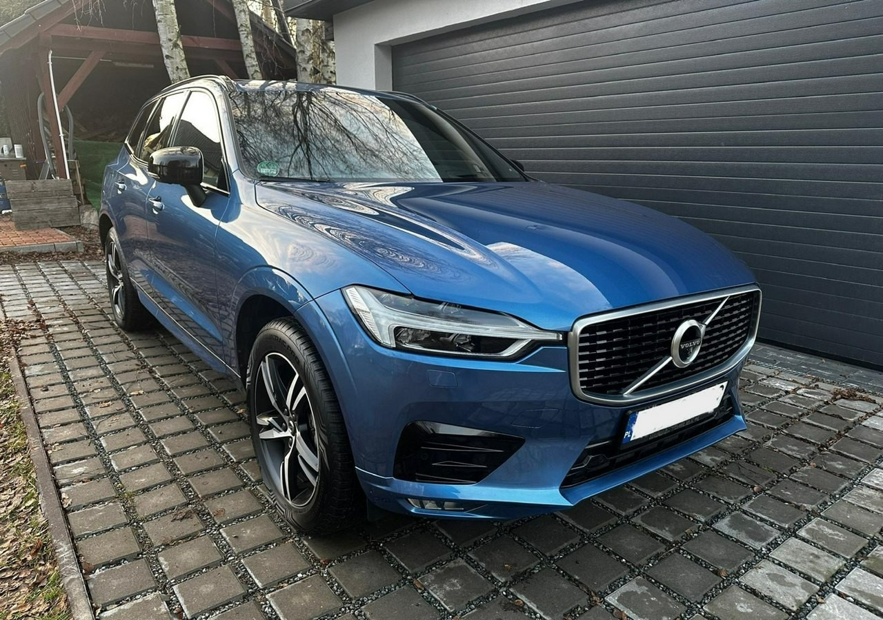 Volvo XC60 II XC60 R-design 2.0D5 235KM Automat Navi Kamery360 Panorama HAK Harman - SUV: bilde 1 Volvo XC60 II XC60 R-design 2.0D5 235KM Automat Navi Kamery360 Panorama HAK Harman - SUV: bilde 1