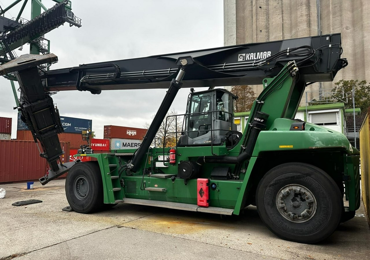 Wózek widłowy wózek wysokiego składowania KALMAR DRG450 - 60S5 M REACHSTACKER Wózek do kontenerów 6284h - Dieseltruck: bilde 1 Wózek widłowy wózek wysokiego składowania KALMAR DRG450 - 60S5 M REACHSTACKER Wózek do kontenerów 6284h - Dieseltruck: bilde 1
