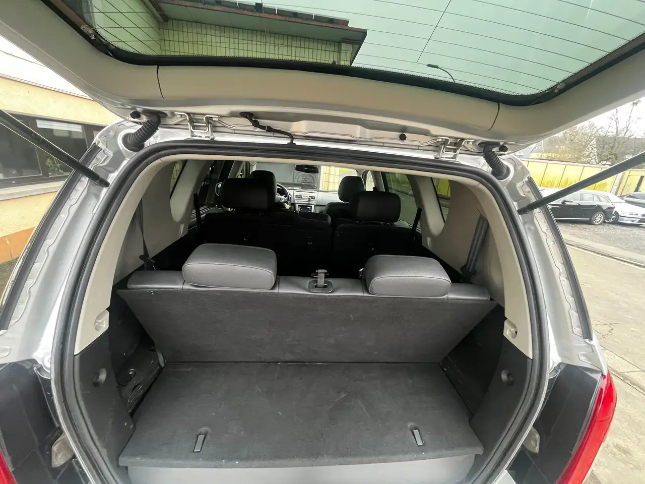 SsangYong Rexton Rexton 2.2 TD 4x4|AUTOM|7SITZ - SUV: bilde 5 SsangYong Rexton Rexton 2.2 TD 4x4|AUTOM|7SITZ - SUV: bilde 5