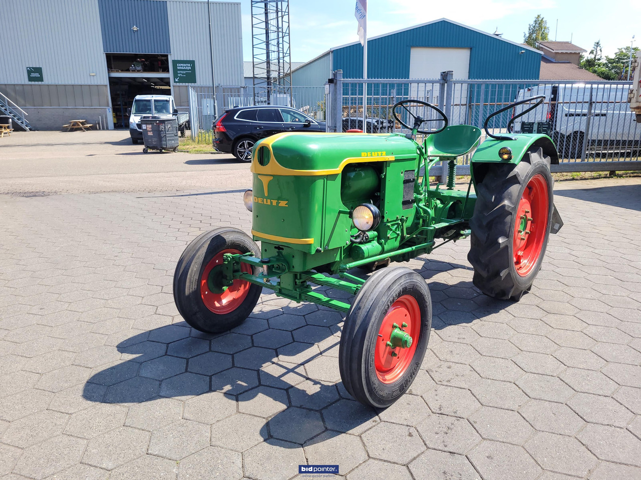 Deutz F2l 612 - Traktor: bilde 1 Deutz F2l 612 - Traktor: bilde 1
