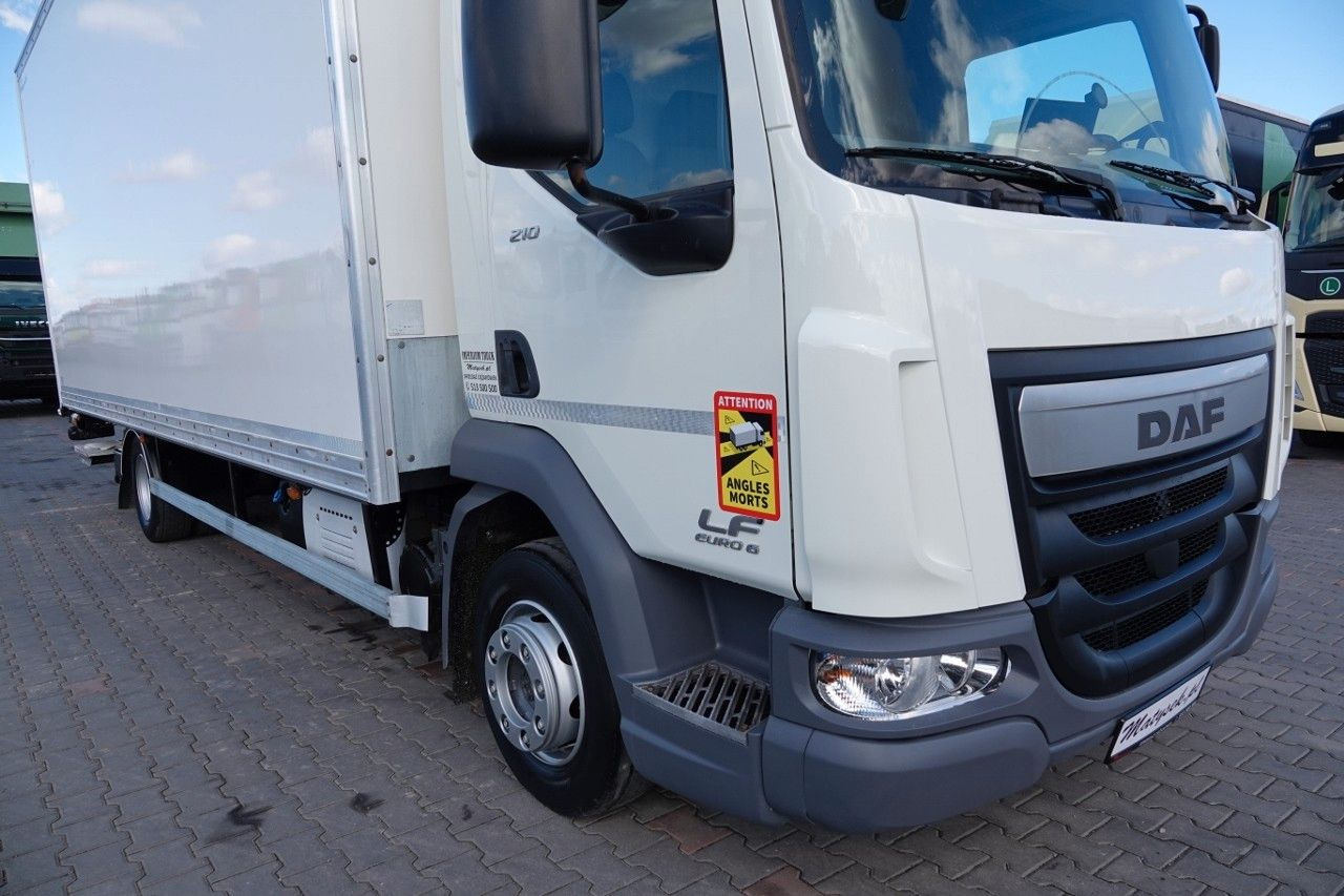DAF LF 210 / KONTENER - 7 M / SOLÓWKA / WINDA DHOLLA - Skapbil: bilde 5 DAF LF 210 / KONTENER - 7 M / SOLÓWKA / WINDA DHOLLA - Skapbil: bilde 5