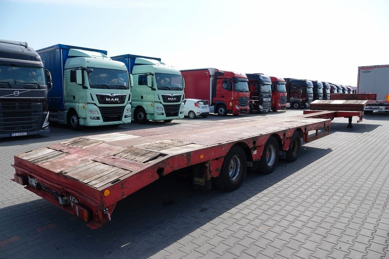 Faymonville NISKOPODWOZIE / STN-3A / ROZCIĄGANA / LAWETA / - Lavloader semitrailer: bilde 4 Faymonville NISKOPODWOZIE / STN-3A / ROZCIĄGANA / LAWETA / - Lavloader semitrailer: bilde 4