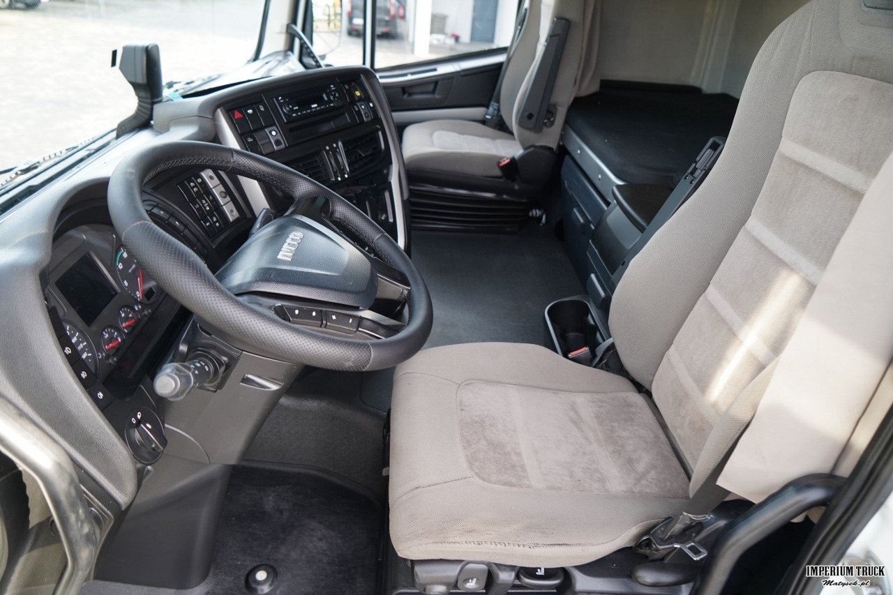 Leie  IVECO STRALIS 560 / 6X4 / DO DREWNA / DO DRZEWA / DO LASU / HDS PALFINGER EPSILON / UDŹWIG - 5 250 KG IVECO STRALIS 560 / 6X4 / DO DREWNA / DO DRZEWA / DO LASU / HDS PALFINGER EPSILON / UDŹWIG - 5 250 KG: bilde 30