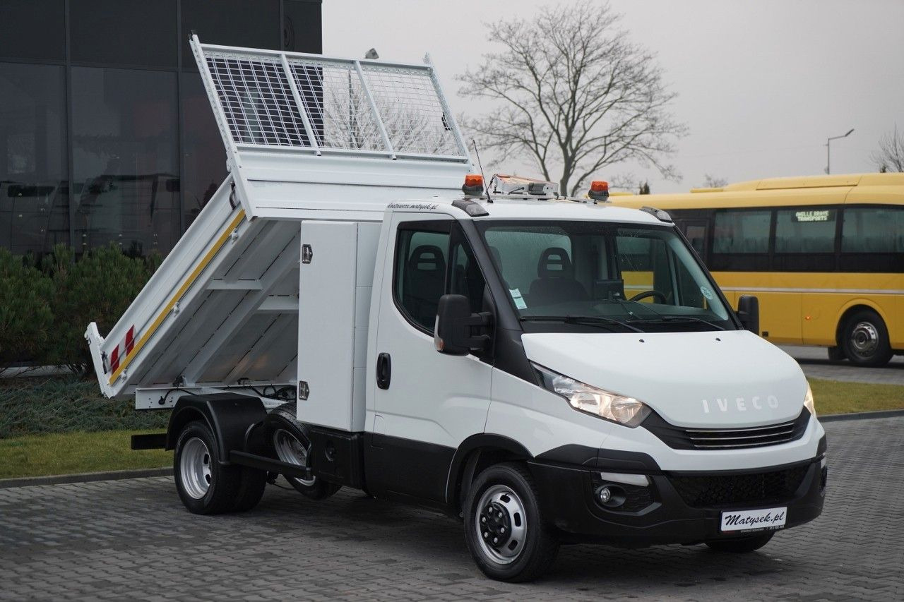 Iveco DAILY 35-160 / WYWROTKA TYLNOZSYPOWA / BLOKADA - Varebil med tipp: bilde 2 Iveco DAILY 35-160 / WYWROTKA TYLNOZSYPOWA / BLOKADA - Varebil med tipp: bilde 2