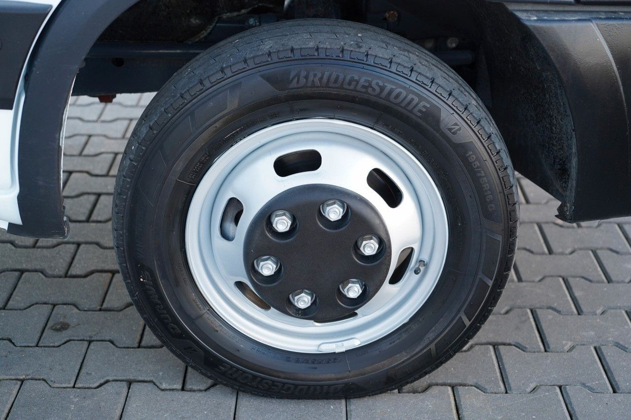 Leie  Iveco DAILY 35C11 / WYWROTKA / BRYGADÓWKA / BLIŹNIAK / Iveco DAILY 35C11 / WYWROTKA / BRYGADÓWKA / BLIŹNIAK /: bilde 28