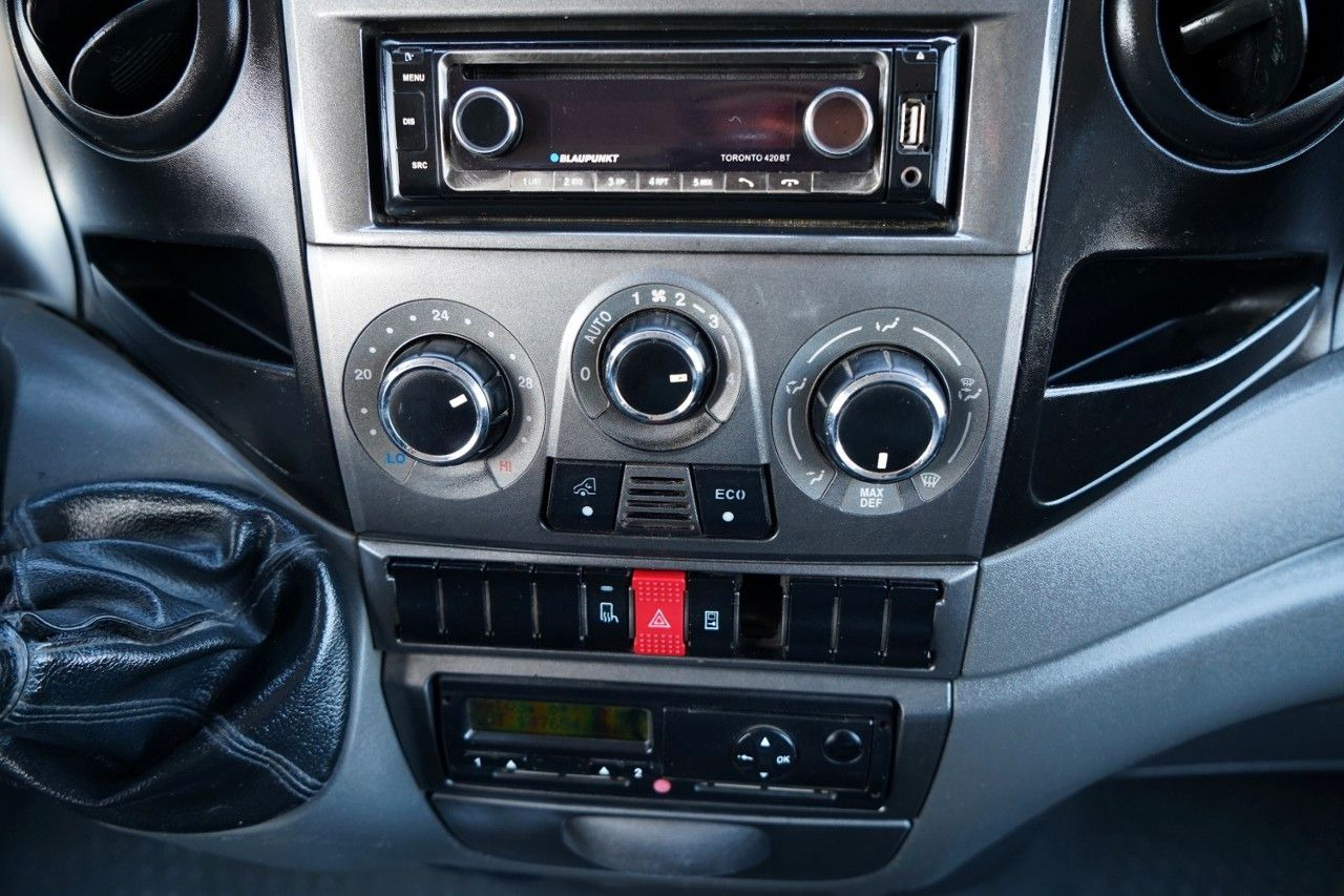 Leie  Iveco DAILY 35C11 / WYWROTKA / BRYGADÓWKA / BLIŹNIAK / Iveco DAILY 35C11 / WYWROTKA / BRYGADÓWKA / BLIŹNIAK /: bilde 37