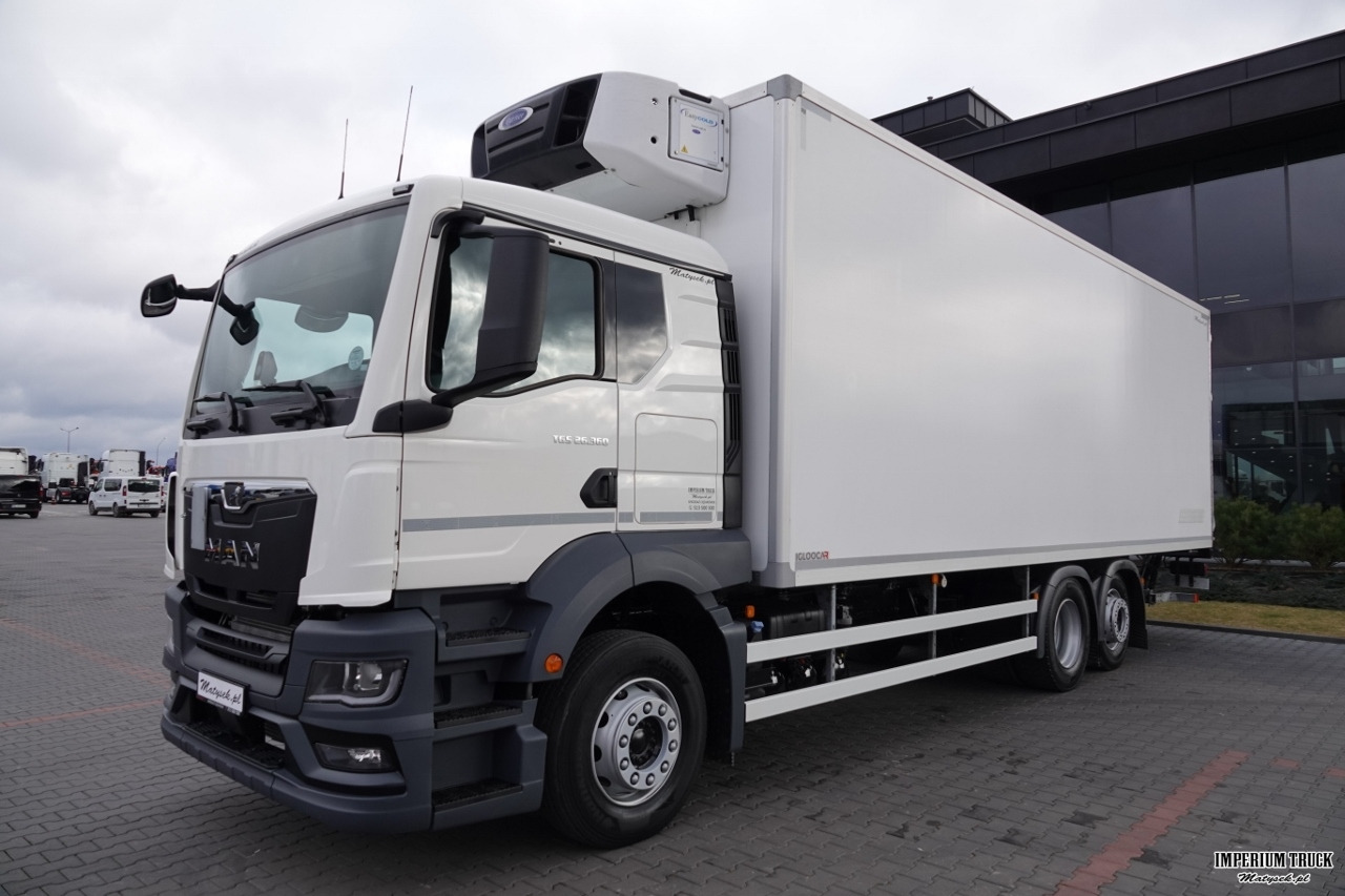 MAN TGS 26.360 / 6x2 / CHŁODNIA -8,2 M / AGREGAT CARRIER SUPRA 850 / WINDA ZAŁADOWCZA / BOCZNE DRZWI / 2022 ROK / PO KONTRAKCIE SERWISOWYM - Lastebil med kjøl: bilde 5 MAN TGS 26.360 / 6x2 / CHŁODNIA -8,2 M / AGREGAT CARRIER SUPRA 850 / WINDA ZAŁADOWCZA / BOCZNE DRZWI / 2022 ROK / PO KONTRAKCIE SERWISOWYM - Lastebil med kjøl: bilde 5