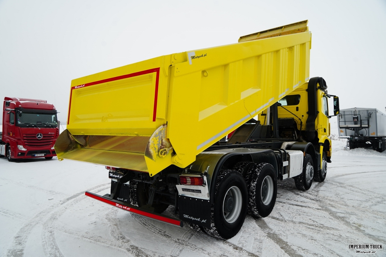 MERCEDES-BENZ AROCS 4151 / 8X8 / WYWROTKA TYLNOZSYPOWA / HYDROKLAPA / 6 M / AUTOMAT / EURO 6 - Tippbil: bilde 5 MERCEDES-BENZ AROCS 4151 / 8X8 / WYWROTKA TYLNOZSYPOWA / HYDROKLAPA / 6 M / AUTOMAT / EURO 6 - Tippbil: bilde 5