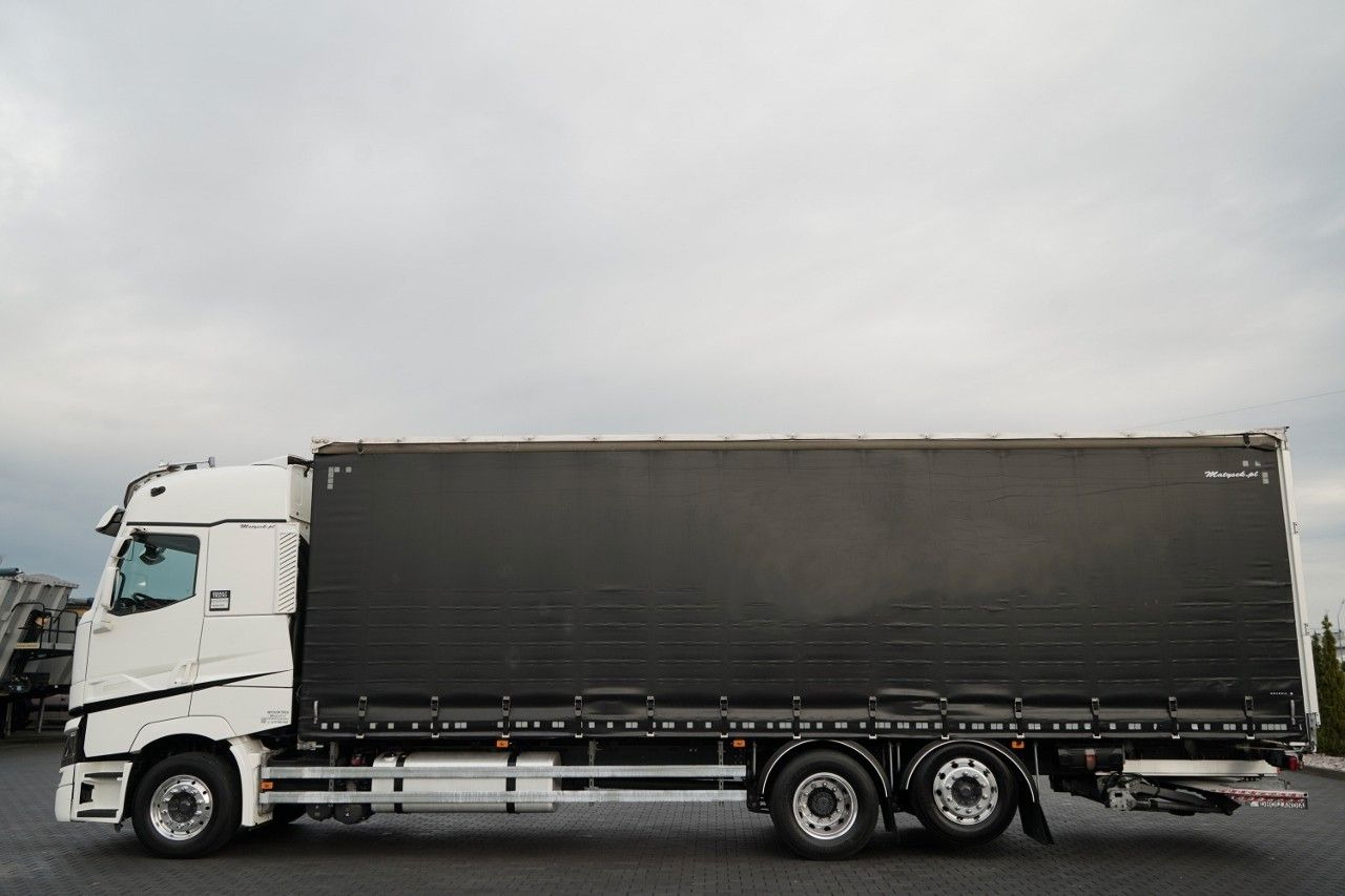 Renault T 440 / 6X2 / SOLÓWKA / FIRANKA 9.5 M / I-PARK C - Kapellbil: bilde 4 Renault T 440 / 6X2 / SOLÓWKA / FIRANKA 9.5 M / I-PARK C - Kapellbil: bilde 4