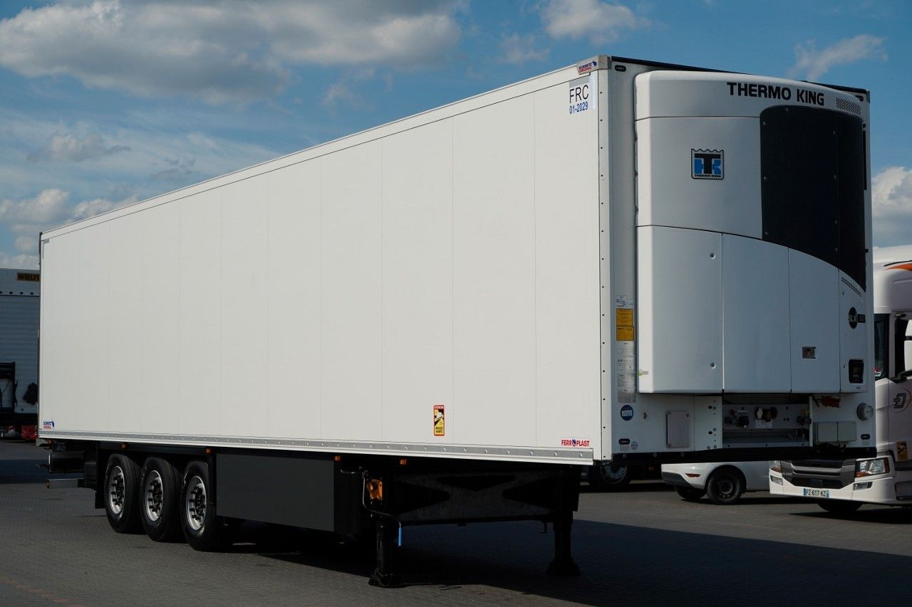 Schmitz Cargobull 023 ROK / CHŁODNIA / THERMO KING SLX 300 / DOPPE - Kjølesemi: bilde 1 Schmitz Cargobull 023 ROK / CHŁODNIA / THERMO KING SLX 300 / DOPPE - Kjølesemi: bilde 1