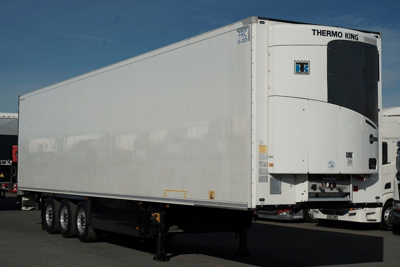 Schmitz Cargobull CHŁODNIA / THERMO KING SLX 400 / HAKÓWKA / OŚ PO - Kjølesemi: bilde 1 Schmitz Cargobull CHŁODNIA / THERMO KING SLX 400 / HAKÓWKA / OŚ PO - Kjølesemi: bilde 1