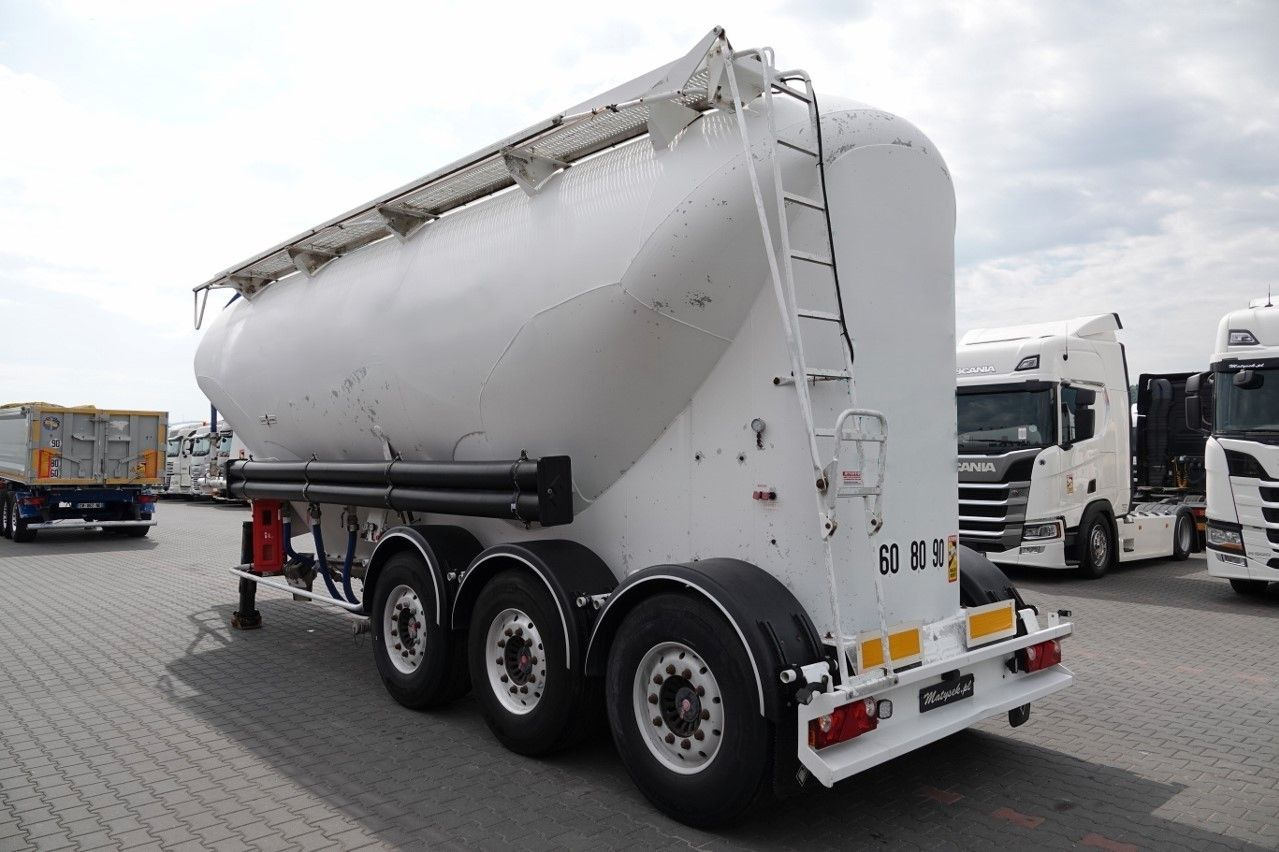 Spitzer CEMENTONACZEPA / 37 000 L / SILOS / 3 KOMORY - Bulktrailer: bilde 5 Spitzer CEMENTONACZEPA / 37 000 L / SILOS / 3 KOMORY - Bulktrailer: bilde 5