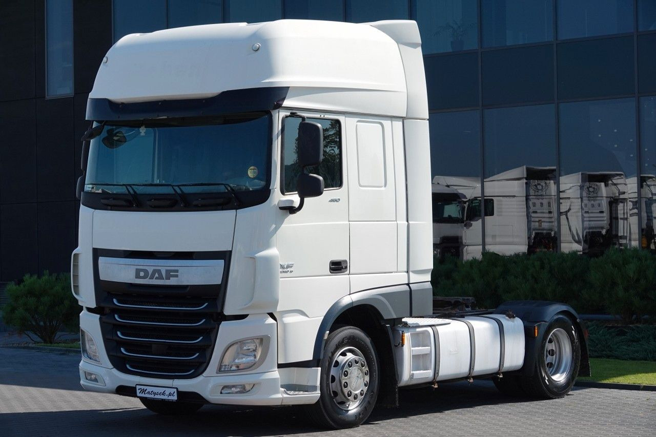 DAF XF 460 / MANUAL / STANDARD / SUPER SPACE CAB - Trekkvogn: bilde 2 DAF XF 460 / MANUAL / STANDARD / SUPER SPACE CAB - Trekkvogn: bilde 2