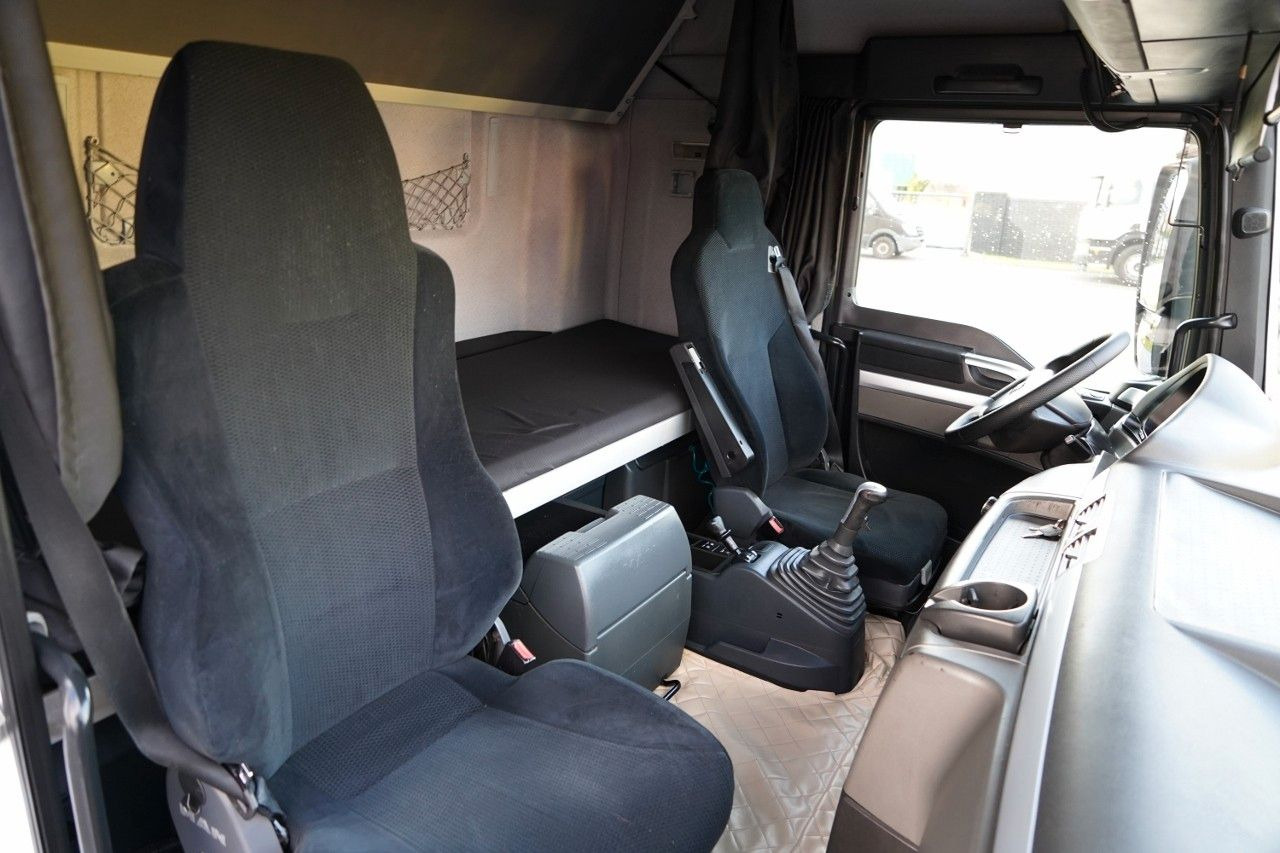 Trekkvogn MAN TGX 18.440 / XLX / MEGA / MANUAL / LOW DECK: bilde 36