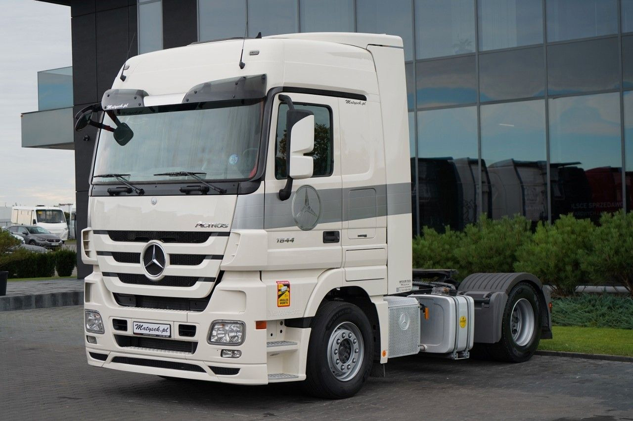 Mercedes-Benz ACTROS 1844 / HYDRAULIKA / 2010 / - Trekkvogn: bilde 4 Mercedes-Benz ACTROS 1844 / HYDRAULIKA / 2010 / - Trekkvogn: bilde 4