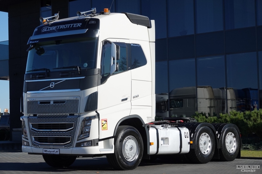 VOLVO FH16 / 650 / 6x4 / HYDRAULIKA / KLIMA POSTOJOWA / 3 OSIOWY CIĄGNIK SIODŁOWY / SPROWADZONY / PO KONTRAKCIE SERWISOWYM - Trekkvogn: bilde 4 VOLVO FH16 / 650 / 6x4 / HYDRAULIKA / KLIMA POSTOJOWA / 3 OSIOWY CIĄGNIK SIODŁOWY / SPROWADZONY / PO KONTRAKCIE SERWISOWYM - Trekkvogn: bilde 4