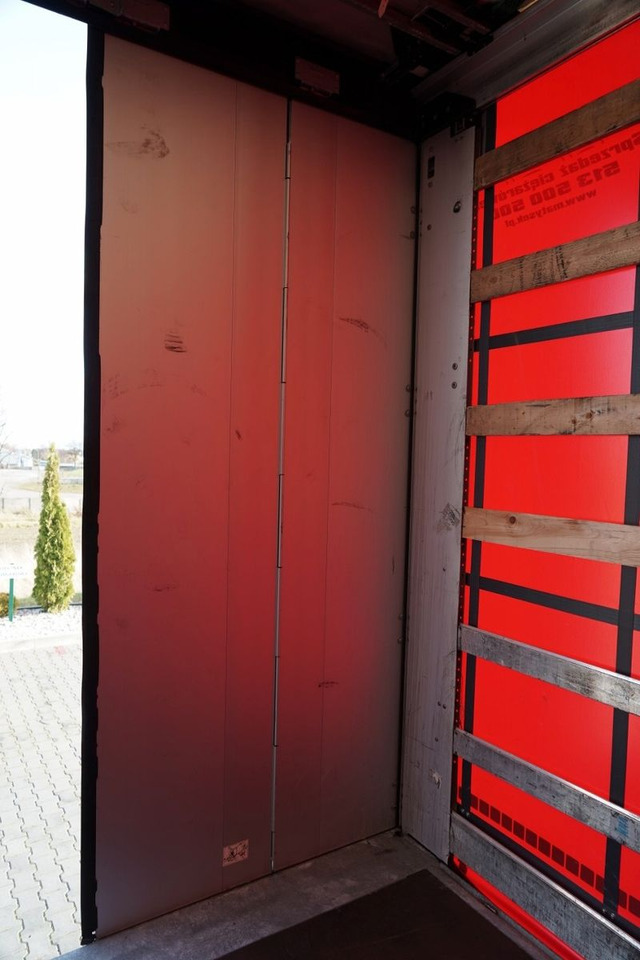 Kapellbil Volvo FH 460 / SOLÓWKA / 6X2 / I-SAVE /: bilde 25 Kapellbil Volvo FH 460 / SOLÓWKA / 6X2 / I-SAVE /: bilde 25