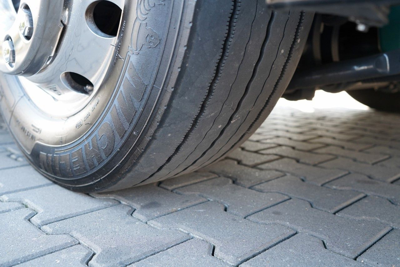 Leie  Volvo FH 500 / 6x2 / FIRANKA - 7,7 m / 2024 / KLIMA PO Volvo FH 500 / 6x2 / FIRANKA - 7,7 m / 2024 / KLIMA PO: bilde 23