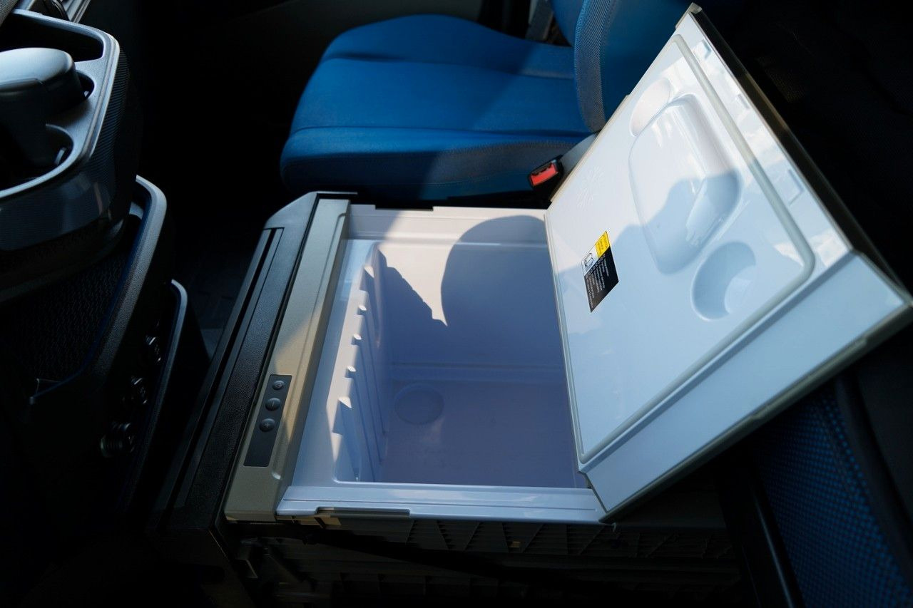 Leie  Volvo FH 500 / 6x2 / FIRANKA - 7,7 m / 2024 / KLIMA PO Volvo FH 500 / 6x2 / FIRANKA - 7,7 m / 2024 / KLIMA PO: bilde 31