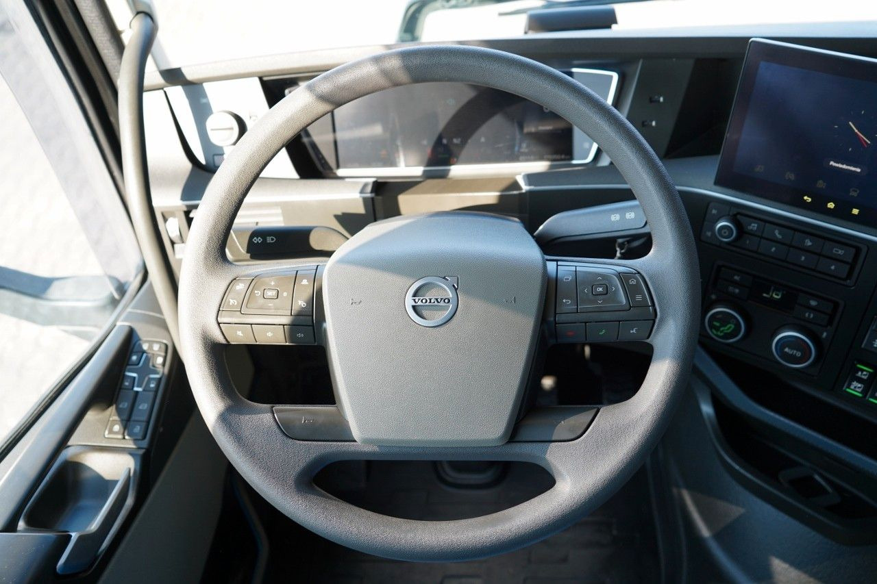 Leie  Volvo FH 500 / 6x2 / FIRANKA - 7,7 m / 2024 / KLIMA PO Volvo FH 500 / 6x2 / FIRANKA - 7,7 m / 2024 / KLIMA PO: bilde 33