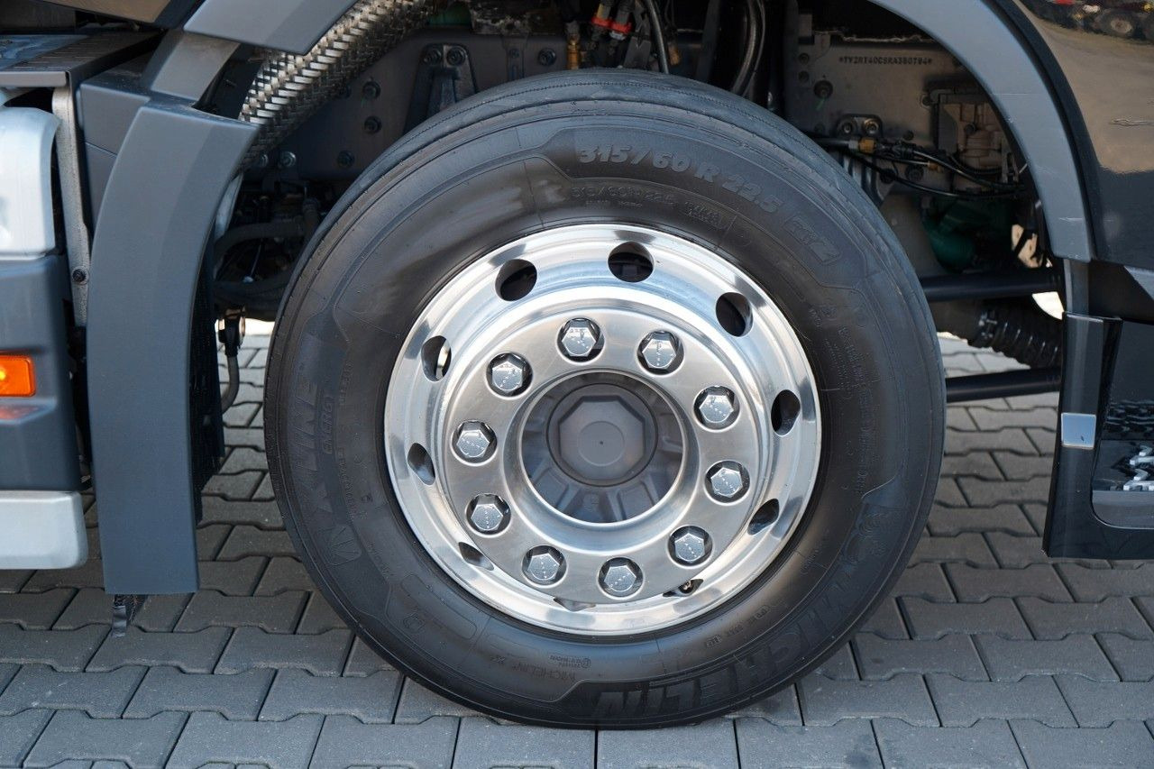 Leie  Volvo FH 500 / 6x2 / FIRANKA - 7,7 m / 2024 / KLIMA PO Volvo FH 500 / 6x2 / FIRANKA - 7,7 m / 2024 / KLIMA PO: bilde 24