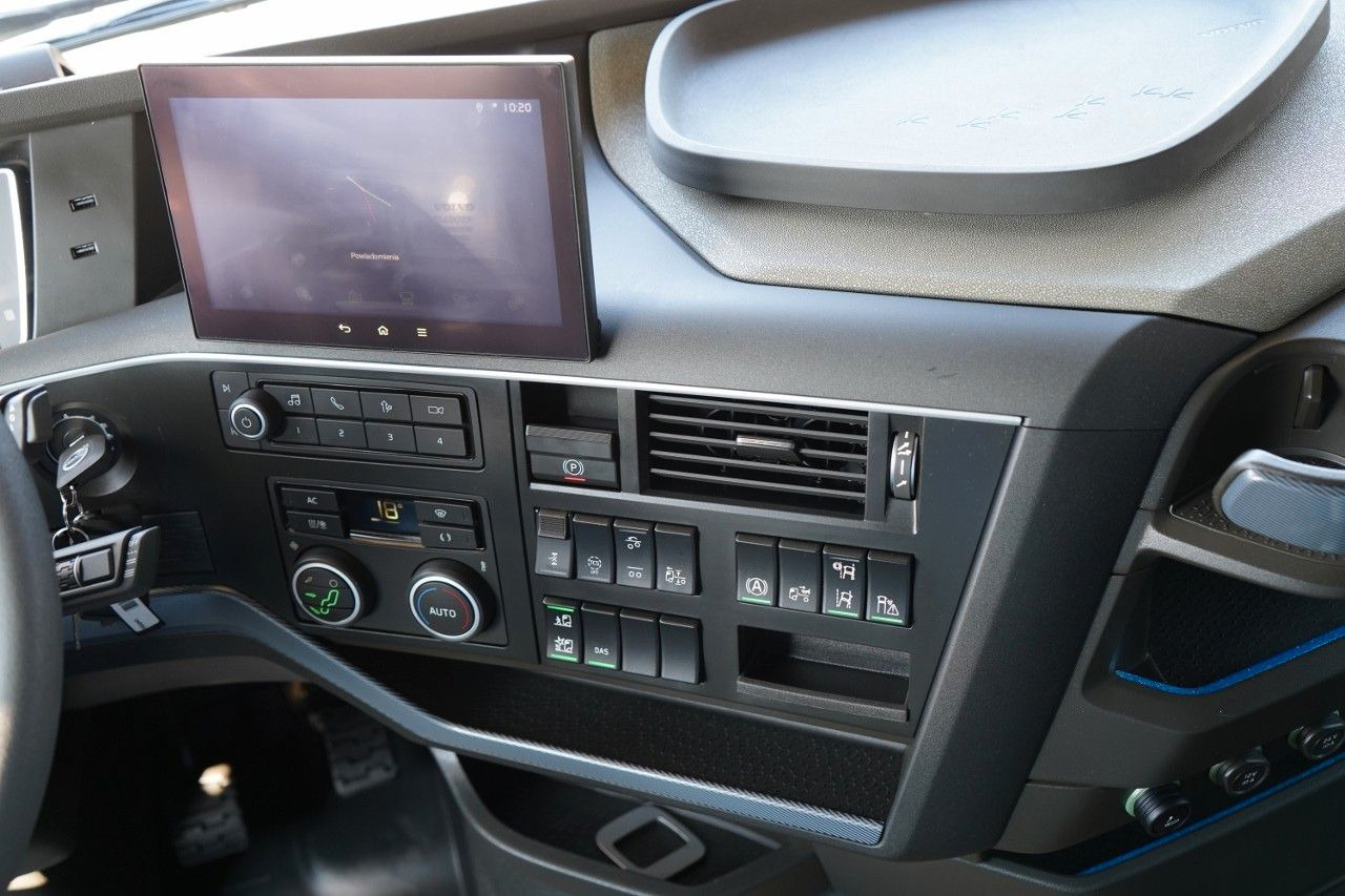 Leie  Volvo FH 500 / 6x2 / FIRANKA - 7,7 m / 2024 / KLIMA PO Volvo FH 500 / 6x2 / FIRANKA - 7,7 m / 2024 / KLIMA PO: bilde 35