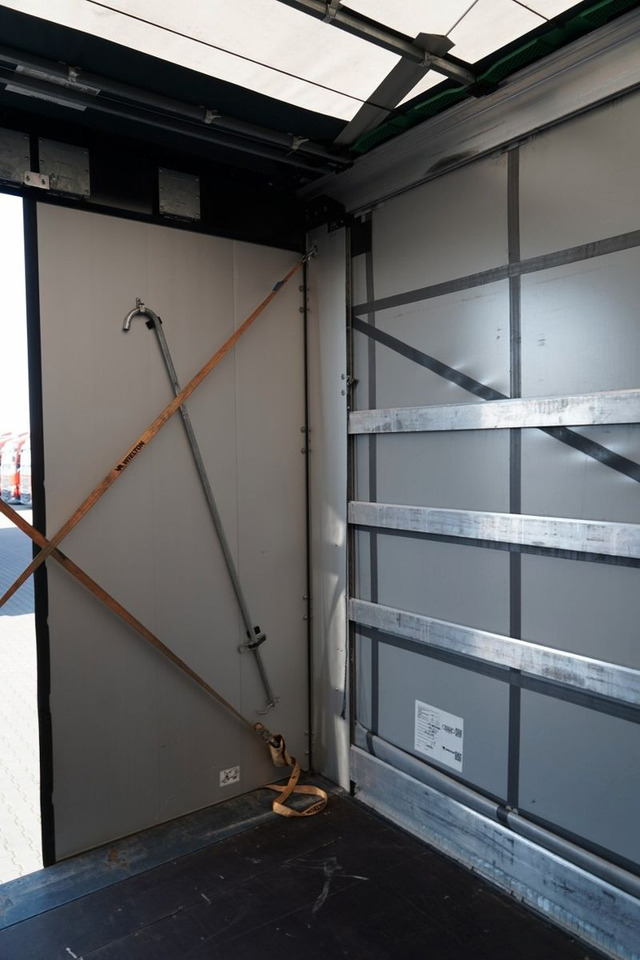 Gardintrailer Wielton FIRANKA / STANDARD / OŚ PODNOSZONA / DACH PODNO: bilde 20